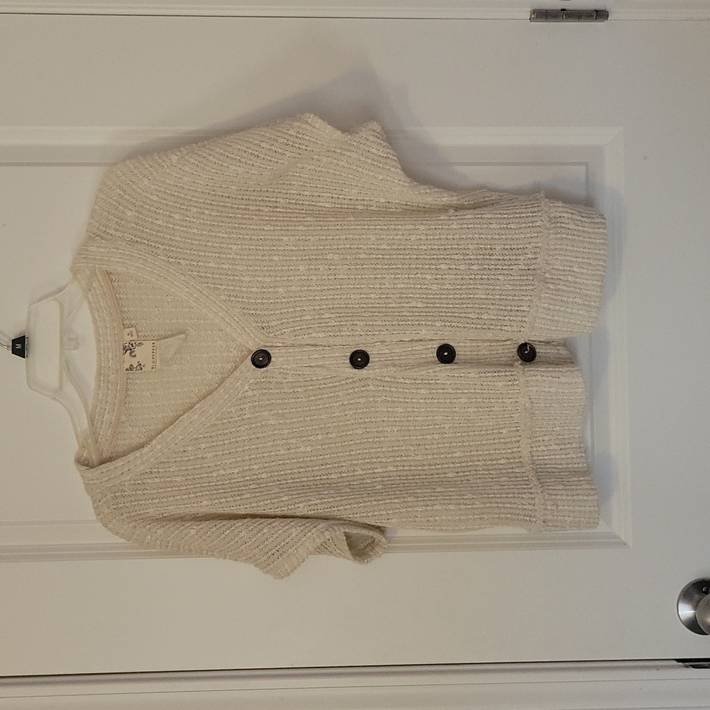 Blu-pepper cream batwing sweater - Picture 2 of 8